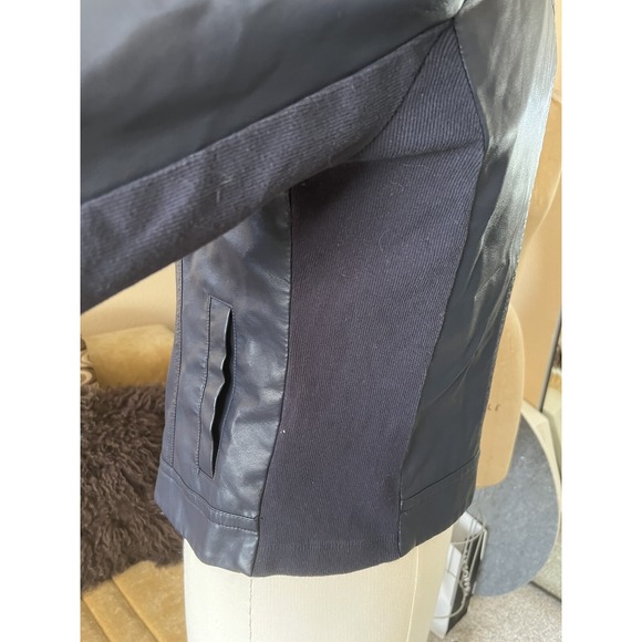 Mark New York Andrew Mark Women's Faux Leather Short Jacket Sz S Navy Embroidery - Picture 6 of 9